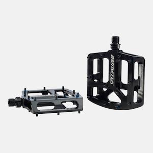 Components Pedals: Bennies Platform Pedals