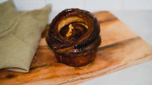 Frontpage: Vegan Cinnamon Roll