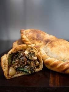 Empanadas: EMPANADAS COMBO X 12