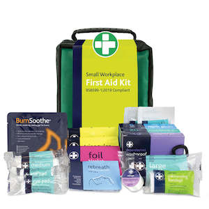 First Aid Kits: Small Workplace Kit in Green Stockholm Bag