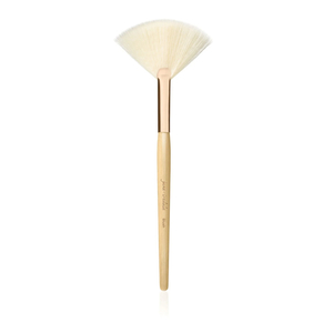 Jane Iredale - Megan Dempsey: Jane Iredale White Fan Brush