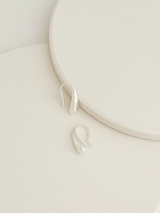 Earrings: Isla Hook Earrings Silver