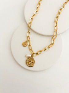 Necklaces: Bee and Pearl Charm Necklace