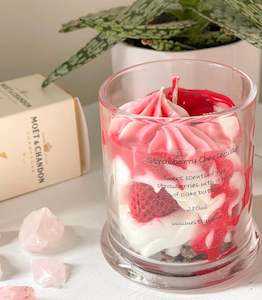 Cupcake Collection: Strawberry Cheesecake Candle