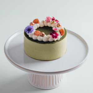 Matcha Yuzu Mini in Auckland - MEMO Cakery