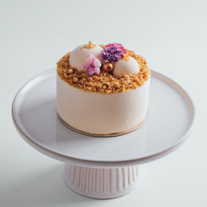 Products: Banoffee Mini Cake in Auckland - MEMO Cakery