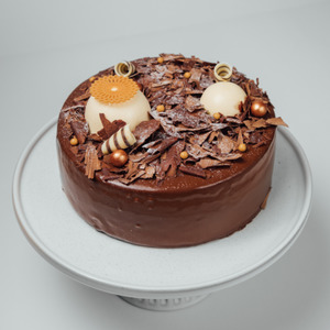 Black Forest Cake in Auckland - MEMO Cakery