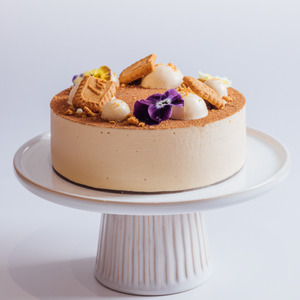 Products: Biscoff Mousse Cake - MEMO Cakery