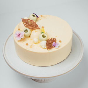 Feijoa Cake in Auckland - MEMO Cakery
