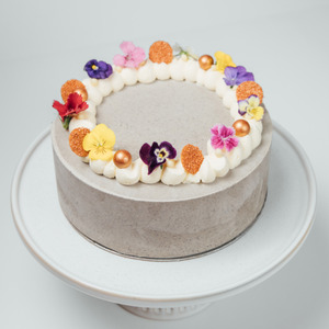 Products: Sesame Passionfruit Cake - MEMO Cakery