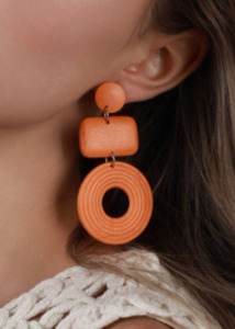 Accessories: Drop Wood Earrings