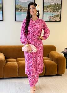 Hilo Cape - Pacific Pink