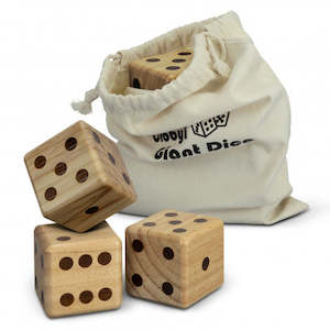 Games Puzzles: Wooden Yard Dice Game