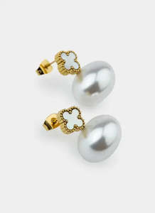 Mini Four Leaf Pearl Earrings - 18K Gold Plated