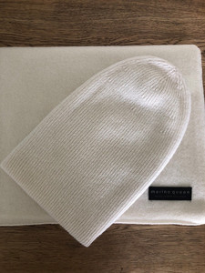 Cashmere Merino Beanie Soft White Merino Queen