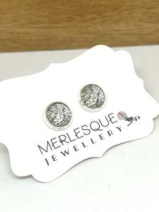 BLACK & WHITE FANTAIL STUDS