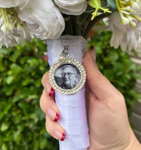 DIAMONDS & PEARLS PHOTO BOUQUET CHARM