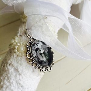 FILIGREE PHOTO BOUQUET CHARM