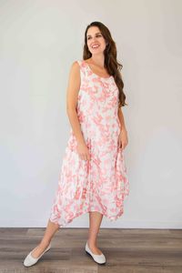 New In Dresses: Larosela Side Pocket Print Dress