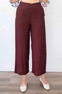 Larosela Wide-Leg Soft Pants With Side Pockets