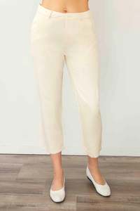 Larosela 3/4-Length Pants with Side and Back Pockets