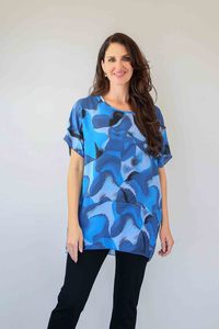 Larosela Print Simple Longline Batwing Top