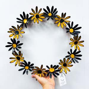 Yellow: Daisy Chain Metal Flower Wreath