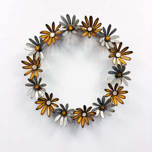 Daisy Chain Metal Flower Wreath #44