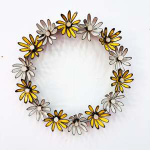 Daisy Chain Metal Flower Wreath #61