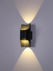 Outdoor Wall Light: WO113  Outdoor Wall Light