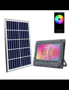 Variable colours and white solar flood light with R/C and phone app. 772Lm 953 -&hellip;