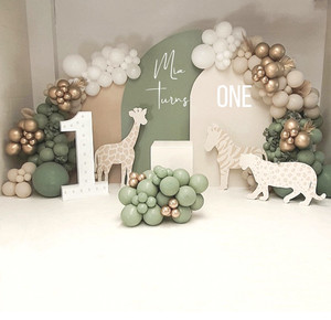 Products: Safari Package Mia-Lee & Co