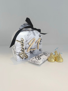 Products: Party Favour Box Mia-Lee & Co