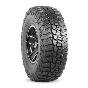 Tyres: BAJA BOSS M/T LT305/60R18