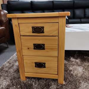 Bedside Tables: *MG* Solid pine wood Bedside table with 3 drawers