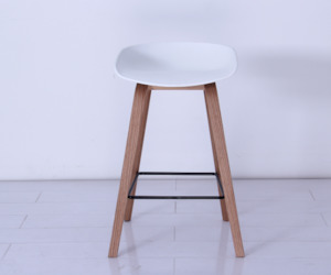 Barstools: *MG* Modern design bar stool N/M 8116H- 65