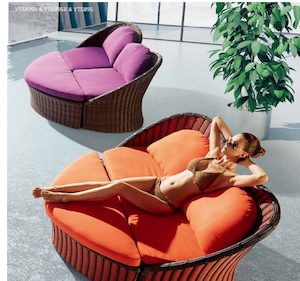 Outdoor Loungers Pre Order: Sweet Heart Round rattan Daybed by order