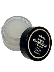 Mikaela Beauty Exclusive Koffee And Green Tea Line: White Charcolate Lip Scrub