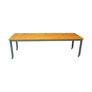 Products: Computer iQuads Tables - Educated Furniture