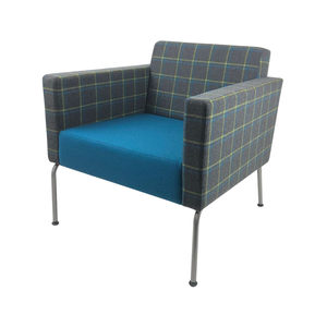 Products: Sedan Visitor Couches - Educated Furniture