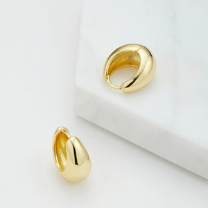 Jewellery: Zafino - Steph Hoop Large - Gold