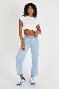 Abrand: Abrand - 95 Mid Straight Crop Walkaway