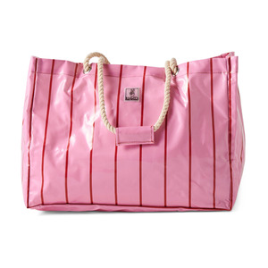 Gift Guide For Summer Vacay: Kip & Co - Carry All Bag - Iced Vovo