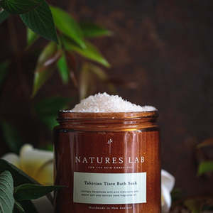 Bodycare Beauty: Natures Lab - Tahitian Tiare Bath Soak