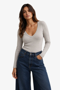Whats New Woman: Witchery - V Neck Longsleeve Top - Grey Marle