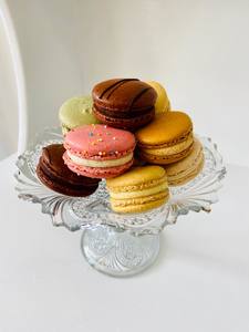 Delicious Treats: Ten Pack Macarons Gift Box