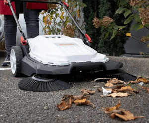 Starmix 65cm Manual Push Sweeper - Way Quicker Than A Broom