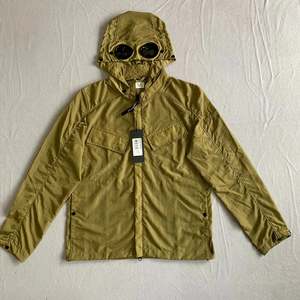Mens Jackets And Coats: Windbreaker Coat