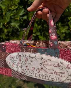 Hatched Patched: Hatched & Patched~ Listen to the Earth Bag~Pattern with Preprinted stitchery