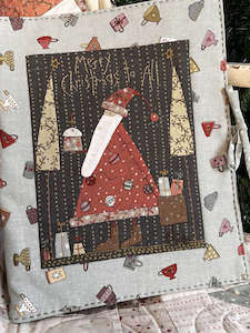 Hatched & Patched~Christmas Gatherings Folder Cover ~ Pattern, fabric & thread kit.